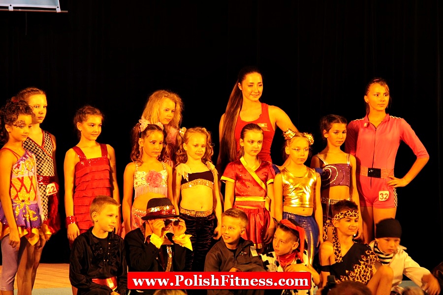 II Mistrzostwa Polski w Fitness Dzieci 2011 Bydgoszcz (1).jpg